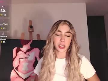 cam to cam sexiness with Girls streamers. Explore the newest collection of intense camshows from our capable horny hosts.
