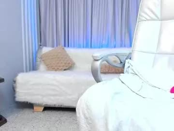 cam to cam sexiness with Girls streamers. Explore the newest collection of intense camshows from our capable horny hosts.