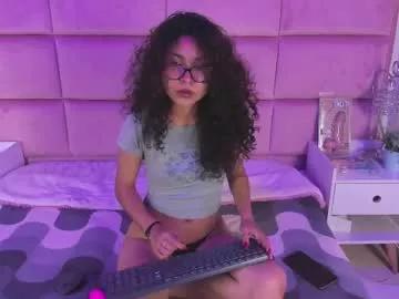 cam to cam sexiness with Girls streamers. Explore the newest collection of intense camshows from our capable horny hosts.