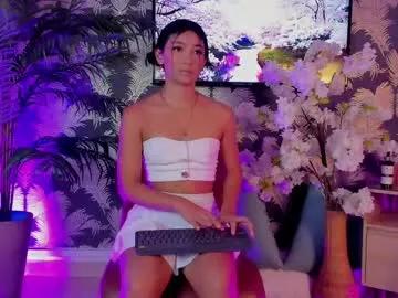 cam to cam sexiness with Girls streamers. Explore the newest collection of intense camshows from our capable horny hosts.