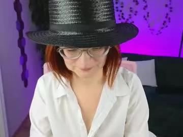 cam to cam sexiness with Girls streamers. Explore the newest collection of intense camshows from our capable horny hosts.