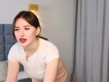 cam to cam sexiness with Girls streamers. Explore the newest collection of intense camshows from our capable horny hosts.