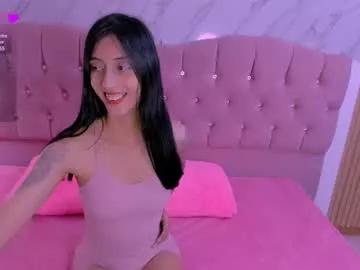 cam to cam sexiness with Girls streamers. Explore the newest collection of intense camshows from our capable horny hosts.