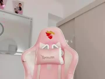 cam to cam sexiness with Girls streamers. Explore the newest collection of intense camshows from our capable horny hosts.