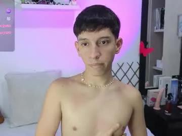 cam to cam sexiness with Girls streamers. Explore the newest collection of intense camshows from our capable horny hosts.