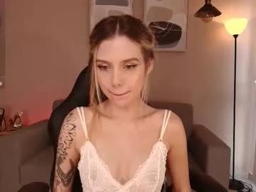 cam to cam sexiness with Girls streamers. Explore the newest collection of intense camshows from our capable horny hosts.