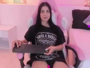 cam to cam sexiness with Girls streamers. Explore the newest collection of intense camshows from our capable horny hosts.