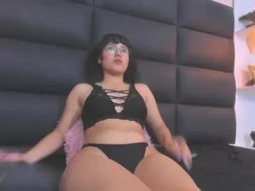 cam to cam sexiness with Girls streamers. Explore the newest collection of intense camshows from our capable horny hosts.