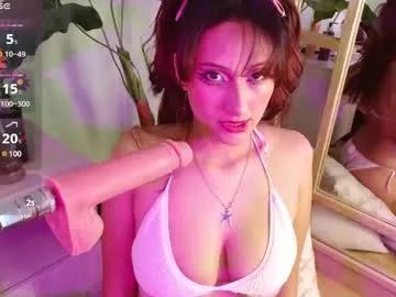 cam to cam sexiness with Girls streamers. Explore the newest collection of intense camshows from our capable horny hosts.