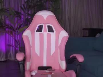 cam to cam sexiness with Girls streamers. Explore the newest collection of intense camshows from our capable horny hosts.