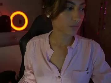cam to cam sexiness with Girls streamers. Explore the newest collection of intense camshows from our capable horny hosts.