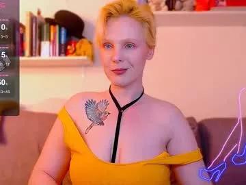 cam to cam sexiness with Girls streamers. Explore the newest collection of intense camshows from our capable horny hosts.