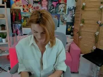 cam to cam sexiness with Girls streamers. Explore the newest collection of intense camshows from our capable horny hosts.