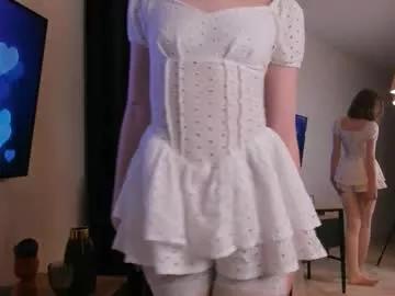 cam to cam sexiness with Girls streamers. Explore the newest collection of intense camshows from our capable horny hosts.