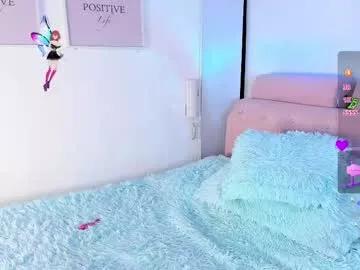 cam to cam sexiness with Girls streamers. Explore the newest collection of intense camshows from our capable horny hosts.