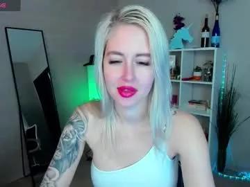 cam to cam sexiness with Girls streamers. Explore the newest collection of intense camshows from our capable horny hosts.