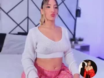 cam to cam sexiness with Girls streamers. Explore the newest collection of intense camshows from our capable horny hosts.