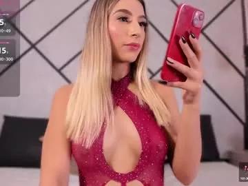 cam to cam sexiness with Girls streamers. Explore the newest collection of intense camshows from our capable horny hosts.