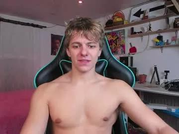 cam to cam sexiness with Girls streamers. Explore the newest collection of intense camshows from our capable horny hosts.