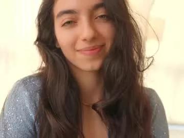 Featured cam rooms: try the satisfaction of chatting and cam 2 cam with our adorable streamers, who will teach you all about attraction and dreams with their hot curves.