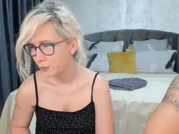 cam to cam sexiness with Girls streamers. Explore the newest collection of intense camshows from our capable horny hosts.