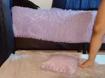 cam to cam sexiness with Girls streamers. Explore the newest collection of intense camshows from our capable horny hosts.