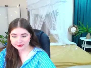 cam to cam sexiness with Girls streamers. Explore the newest collection of intense camshows from our capable horny hosts.