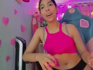 cam to cam sexiness with Girls streamers. Explore the newest collection of intense camshows from our capable horny hosts.