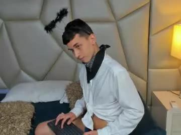 cam to cam sexiness with Girls streamers. Explore the newest collection of intense camshows from our capable horny hosts.