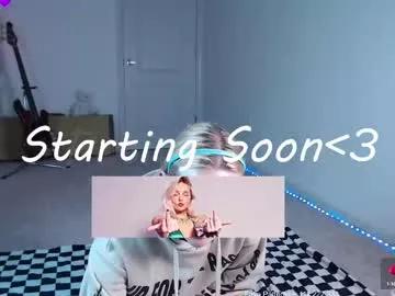 cam to cam sexiness with Girls streamers. Explore the newest collection of intense camshows from our capable horny hosts.