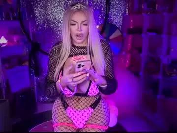 cam to cam sexiness with Girls streamers. Explore the newest collection of intense camshows from our capable horny hosts.