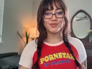 pocketnikki from Chaturbate is Freechat