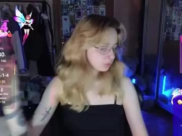 cam to cam sexiness with Girls streamers. Explore the newest collection of intense camshows from our capable horny hosts.