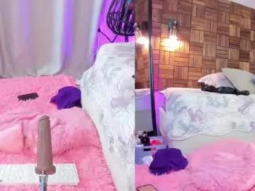 cam to cam sexiness with Girls streamers. Explore the newest collection of intense camshows from our capable horny hosts.