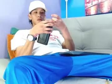 robert_kingg from Chaturbate is Freechat