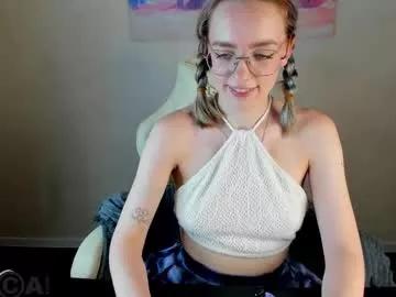 cam to cam sexiness with Girls streamers. Explore the newest collection of intense camshows from our capable horny hosts.