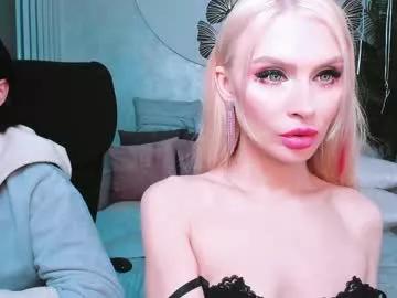 cam to cam sexiness with Girls streamers. Explore the newest collection of intense camshows from our capable horny hosts.