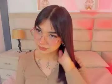 cam to cam sexiness with Girls streamers. Explore the newest collection of intense camshows from our capable horny hosts.