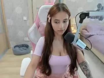 cam to cam sexiness with Girls streamers. Explore the newest collection of intense camshows from our capable horny hosts.