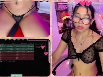 cam to cam sexiness with Girls streamers. Explore the newest collection of intense camshows from our capable horny hosts.