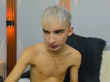 cam to cam sexiness with Girls streamers. Explore the newest collection of intense camshows from our capable horny hosts.