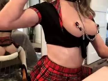 cam to cam sexiness with Girls streamers. Explore the newest collection of intense camshows from our capable horny hosts.
