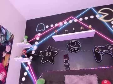 cam to cam sexiness with Girls streamers. Explore the newest collection of intense camshows from our capable horny hosts.