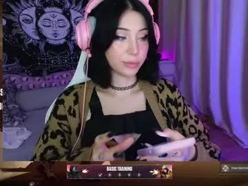 Streaming cum slutz: Activate your senses with our specialised livestreamers, who make interacting sweet and kinky at the same time.