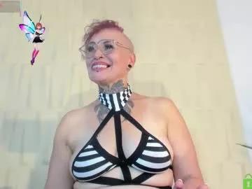 cam to cam sexiness with Girls streamers. Explore the newest collection of intense camshows from our capable horny hosts.