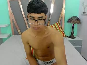 cam to cam sexiness with Girls streamers. Explore the newest collection of intense camshows from our capable horny hosts.