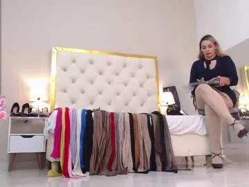 cam to cam sexiness with Girls streamers. Explore the newest collection of intense camshows from our capable horny hosts.
