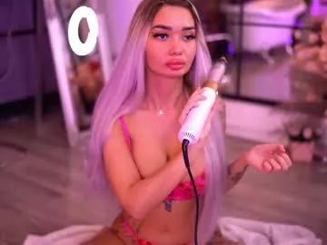 cam to cam sexiness with Girls streamers. Explore the newest collection of intense camshows from our capable horny hosts.