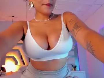 cam to cam sexiness with Girls streamers. Explore the newest collection of intense camshows from our capable horny hosts.