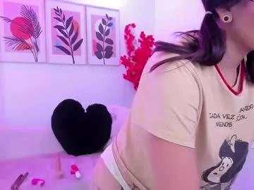 cam to cam sexiness with Girls streamers. Explore the newest collection of intense camshows from our capable horny hosts.